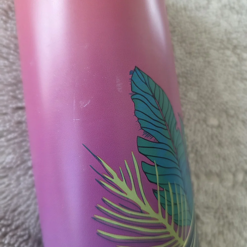 Hawaii Gradient Tumbler - Picture 2 of 5